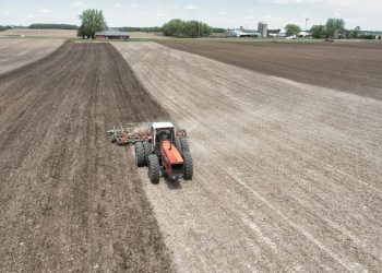 Prison ferme pour deux Moldaves spécialisés dans le vol en série de GPS agricoles
