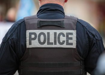 Gard : Un jeune homme de 22 ans tué de trois balles dans la tête sur le parking d’un fast-food