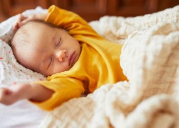 Doubs : Un couple sauve un bébé de 6 mois en détresse respiratoire, la mère recherche ses héros