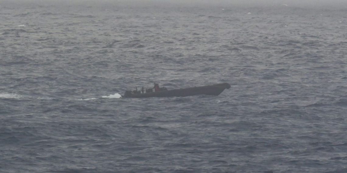 Narcotrafic : Près de 2,4 tonnes de cocaïne saisies au large de Madère