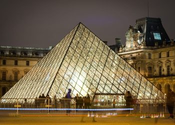 « Évadez-vous au Louvre » : Une formule disparaît du site du musée après le casse