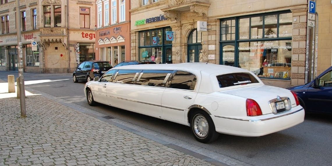 Seine-et-Marne : Un enterrement de vie de jeune fille gâché par une limousine sans assurance