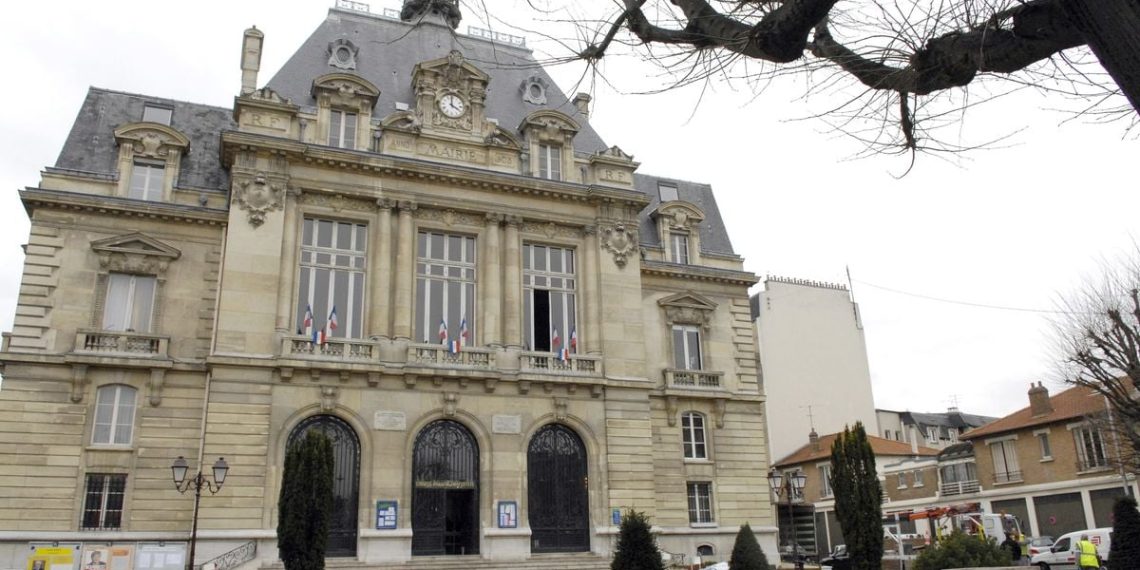 Val-de-Marne : Une oreille de cochon jetée devant un local associatif du Kremlin-Bicêtre