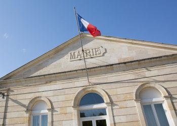 Calvados : Un habitant furieux depuis la pose de barrières devant chez lui