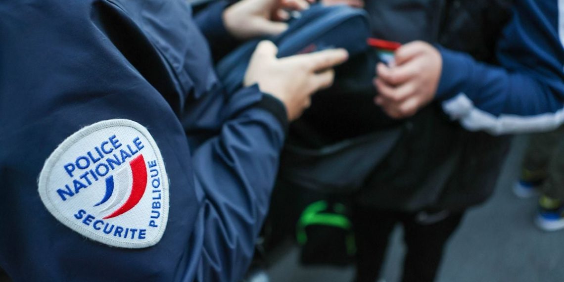 Nantes : Un automobiliste interpellé après avoir tenté de berner la police lors d’un contrôle