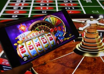 Leurs casinos illégaux en ligne ont rapporté près d’un milliard d’euros, deux Français mis en examen