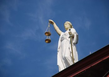 Gironde : Une employée municipale fait croire à un accident du travail pour toucher plus pendant son arrêt maladie