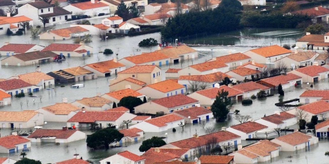 Charente-Maritime : Une exposition sur Xynthia rend hommage aux victimes de la tempête