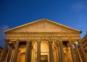 Italie : Un touriste japonais tombe du Panthéon à Rome et meurt