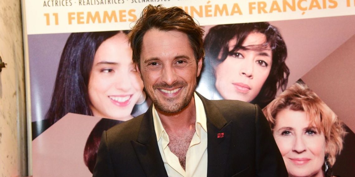 « Immature » et « excentrique »… L’ex-animateur Vincent Cerutti bientôt jugé pour avoir mordu les fesses d’une collègue