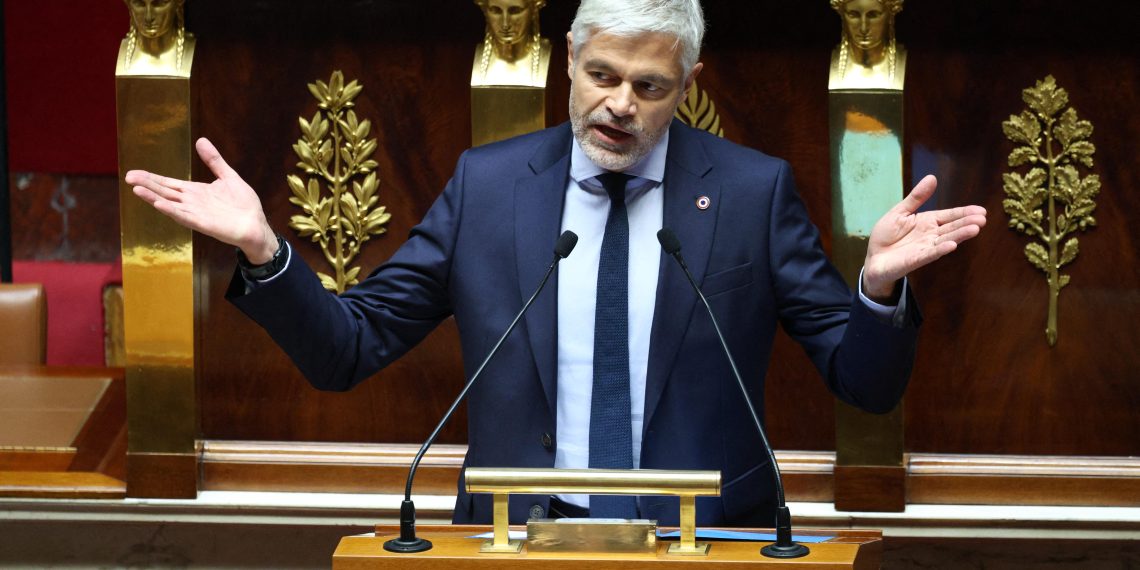 Réforme de retraites : les députés LR assiégés par la droite