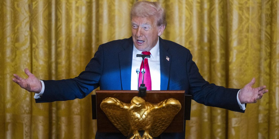 Manifestation anti-Trump, canonisations à Rome, Formule 1… Les 4 infos dont vous allez entendre parler demain