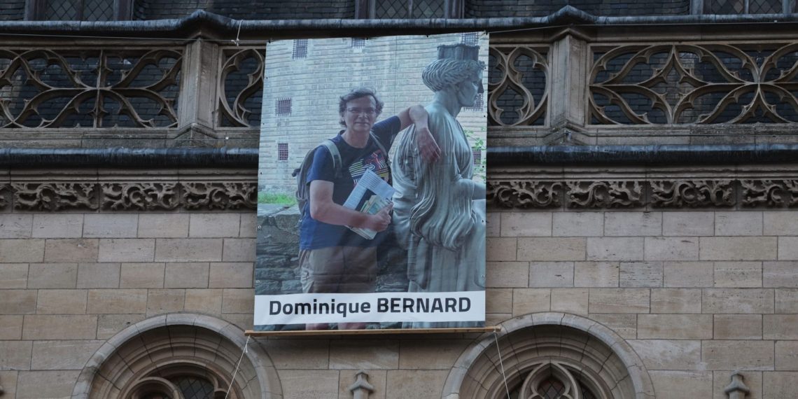 Deux ans après son assassinat, Arras a rendu hommage à Dominique Bernard