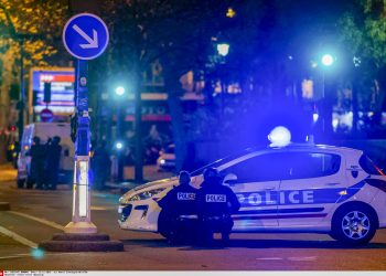 Attentats du 13-Novembre : le livre qui redonne voix aux policiers oubliés