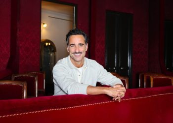 Florent Peyre présente sa pièce Les Producteurs : «Dans ma tête, je suis à Broadway»