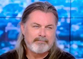 «On a bien le droit de vivre» : le réalisateur du film Sacré Cœur s’insurge contre la censure du maire de Marseille