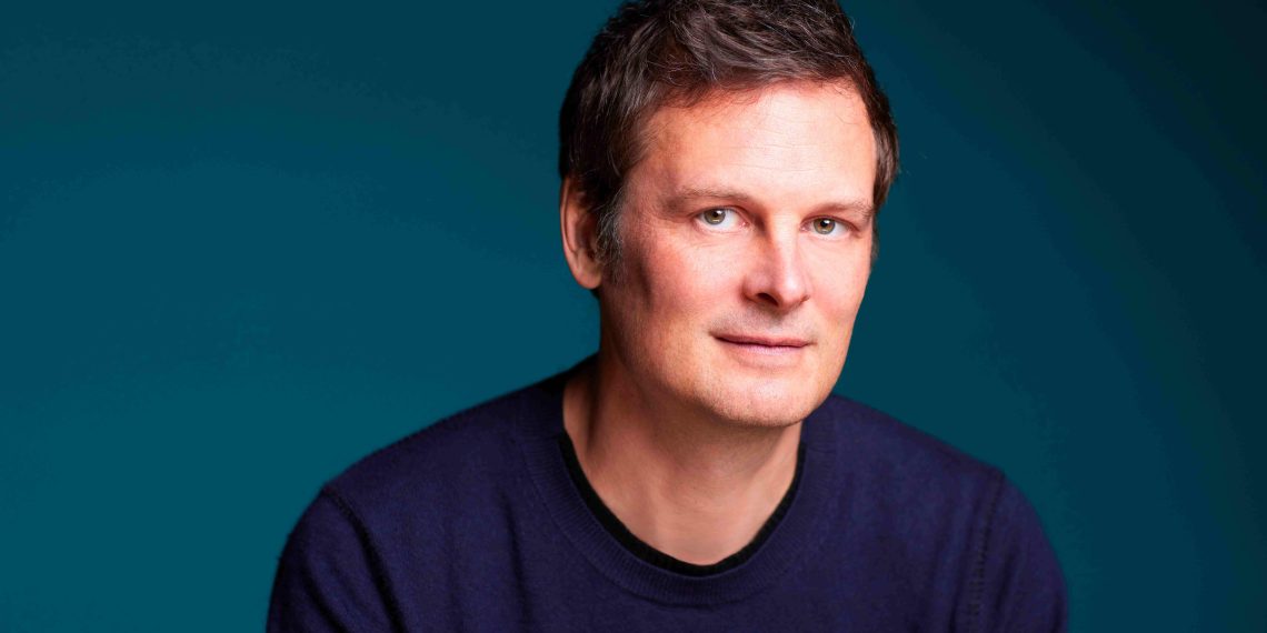 «La Vie à portée de main» : l’épopée scientifique du physicien Christophe Galfard