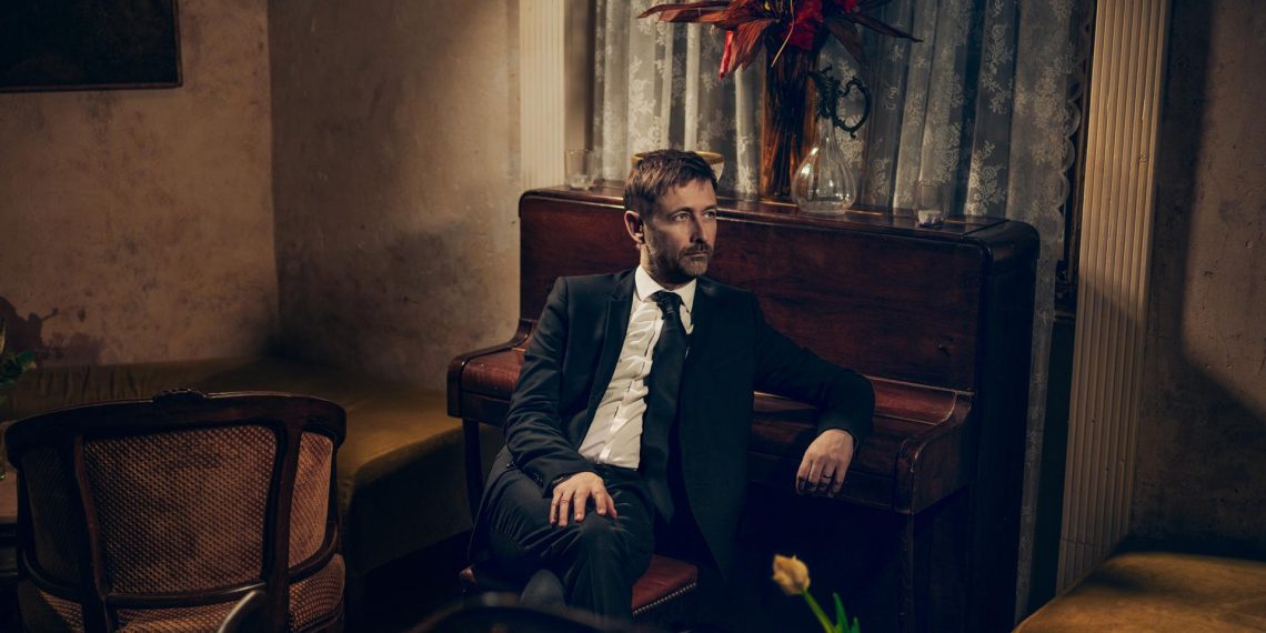 Neil Hannon (The Divine Comedy) : «Même en fauteuil roulant, je voudrais encore monter sur scène !»