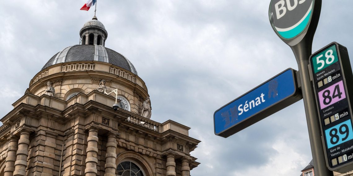 «La demande est moins sociétale que politique» : le débat sur la fin de vie fait son retour au Sénat