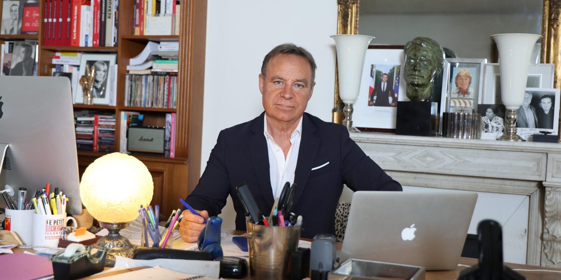 Fabien Lecœuvre : ces chansons populaires qui ont bercé nos vies