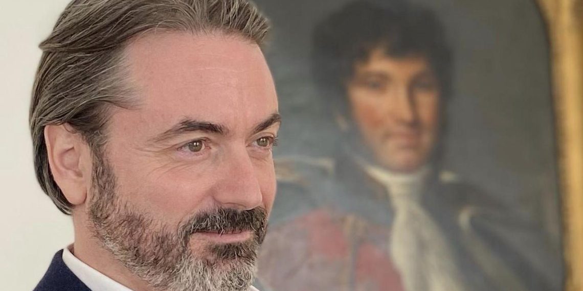 Cambriolage au Louvre : «On devrait assister à des démissions en série», fustige le prince Joachim Murat