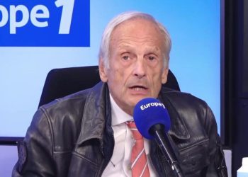 «Ça n’a rien à voir avec Charlie Hebdo» : Marc Menant épingle la défense des cyberharceleurs de Brigitte Macron