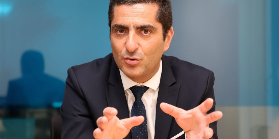 Budget 2026 : l’alerte de Marc Touati sur une nouvelle hausse des impôts