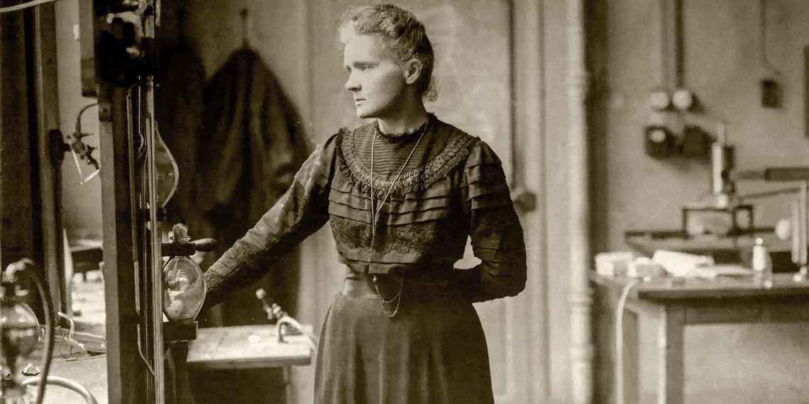 «Admirations» de Gilles Pialoux : les incroyables destins des héros de la médecine