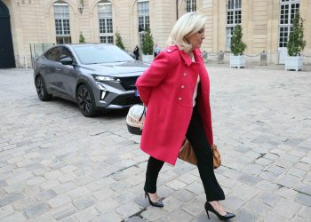 La communication du chaton de Le Pen ; l’offensive de Lisnard contre la bureaucratie… Les coulisses du JDNews