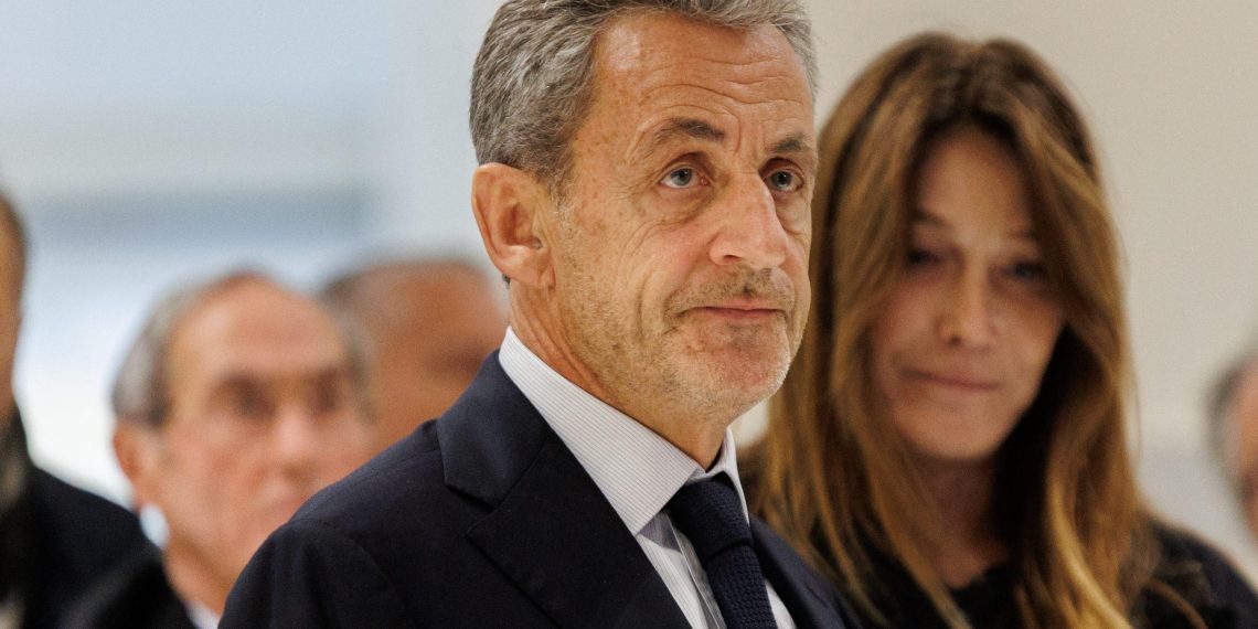 Vague de soutien pour Sarkozy, menace de scission locale chez Renaissance… Les indiscrets du JDD