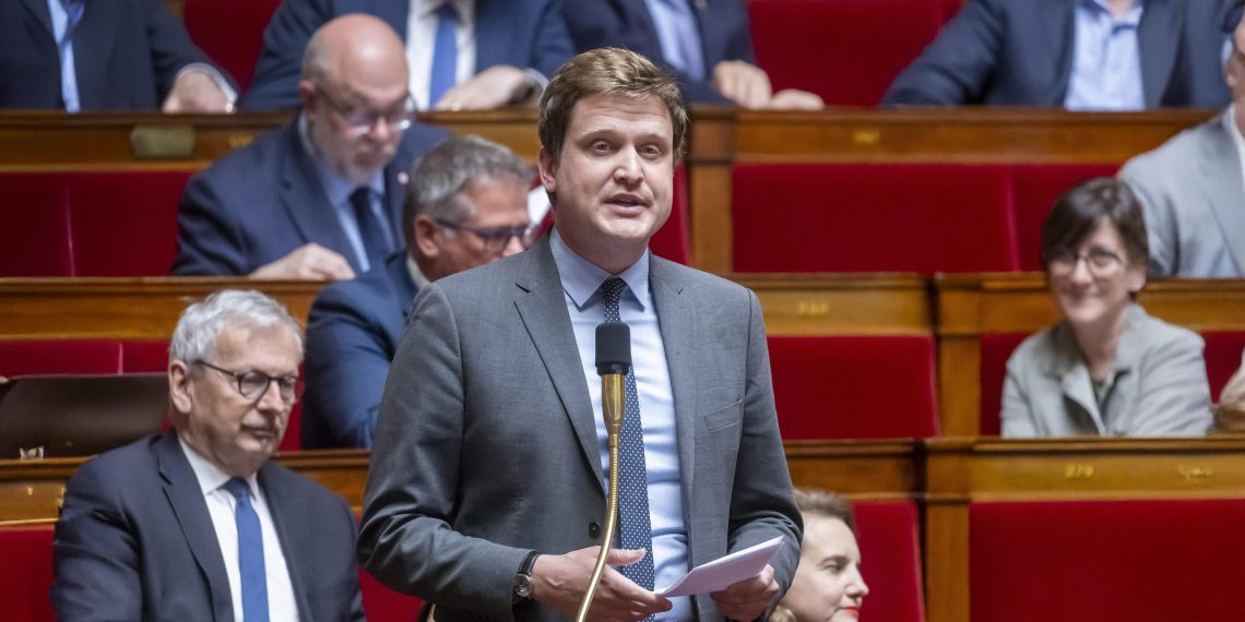 Charles Rodwell : «Les accords franco-algériens coûtent trop cher à la France»