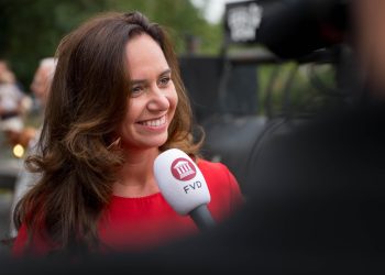 «Dépenser moins pour taxer moins» : la révolution économique de Sarah Knafo