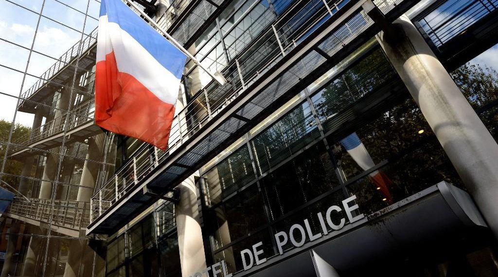 Créteil : un homme accusé de tentative de meurtre s’évade du commissariat pendant une audition