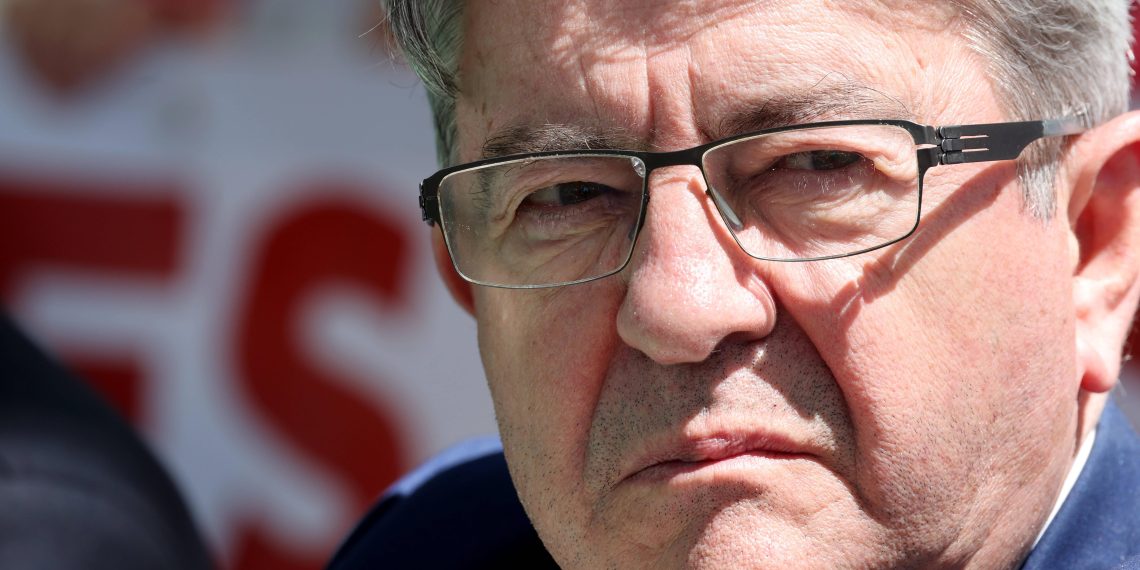 Accords franco-algériens de 68 : Mélenchon tente de mobiliser la «nouvelle France» après la victoire du RN