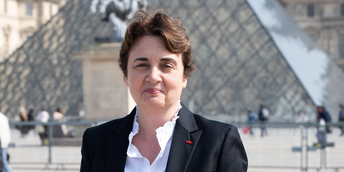 Cambriolage au Louvre : la présidente du musée a présenté sa démission, qui lui a été refusée