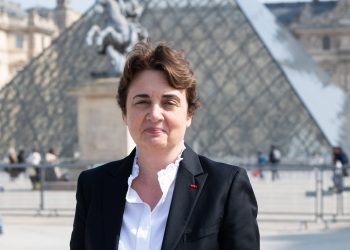 Cambriolage au Louvre : la présidente du musée a présenté sa démission, qui lui a été refusée