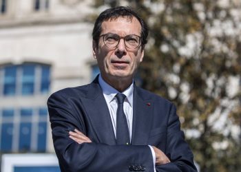 «On n’est pas sourds, on n’est pas autistes» : le dérapage du nouveau ministre du Travail et des Solidarités fait scandale