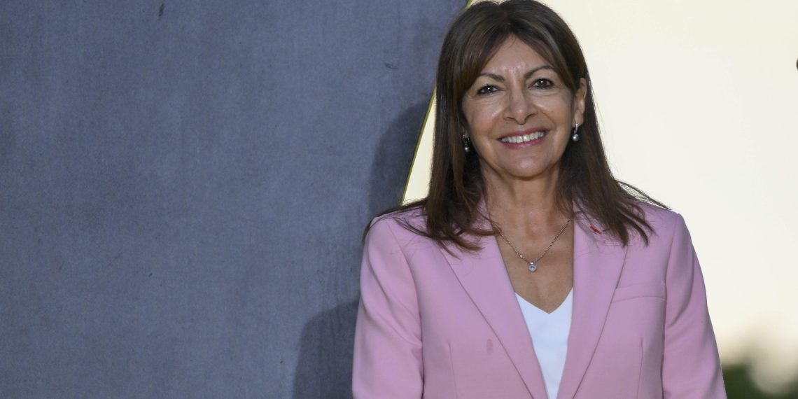Notes de frais d’Anne Hidalgo : la mairie de Paris réclame 230 000 euros à l’association Transparence citoyenne