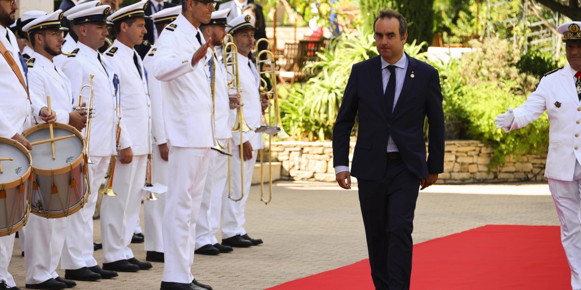 Armées : le message d’adieu de Sébastien Lecornu aux militaires