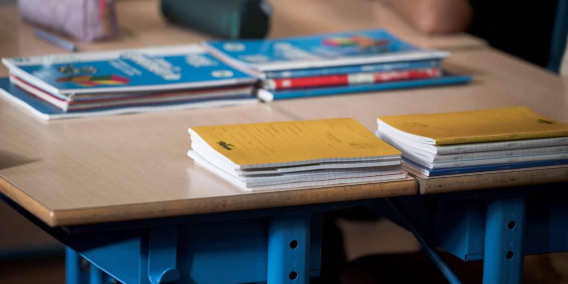 «Une atteinte à notre identité» : un syndicat accusé de vouloir supprimer les noms chrétiens des vacances scolaires