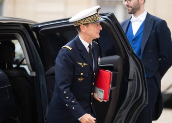 La France doit se préparer «à un choc avec la Russie dans trois ou quatre ans», alerte le numéro un de l’armée