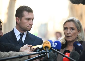 «Nous sommes au bout du chemin, il n’y a pas d’autre solution» : le RN appelle Macron à dissoudre l’Assemblée nationale