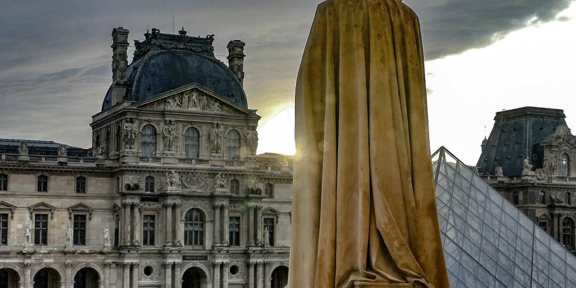 Cambriolage au Louvre : d’importantes failles de sécurité épinglées par la Cour des comptes