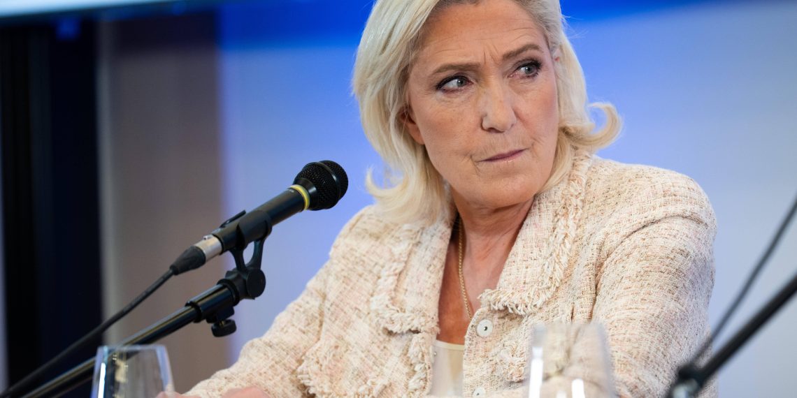 «Moraline sur l’immigration», «contre-vérités sur l’UE» : Marine Le Pen répond aux critiques du prix Nobel d’économie