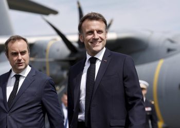 EN DIRECT – Crise politique : Retailleau n’exclut pas «un gouvernement de cohabitation» avec les macronistes