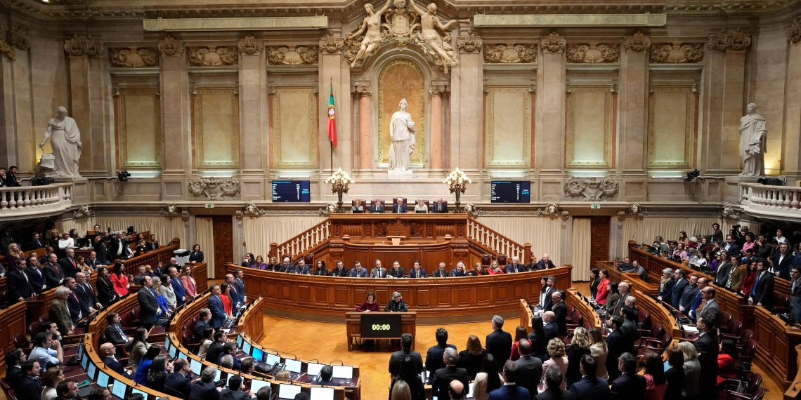 Portugal : l’interdiction du voile intégral en public votée par le Parlement… sauf la gauche