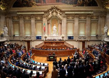 Portugal : l’interdiction du voile intégral en public votée par le Parlement… sauf la gauche