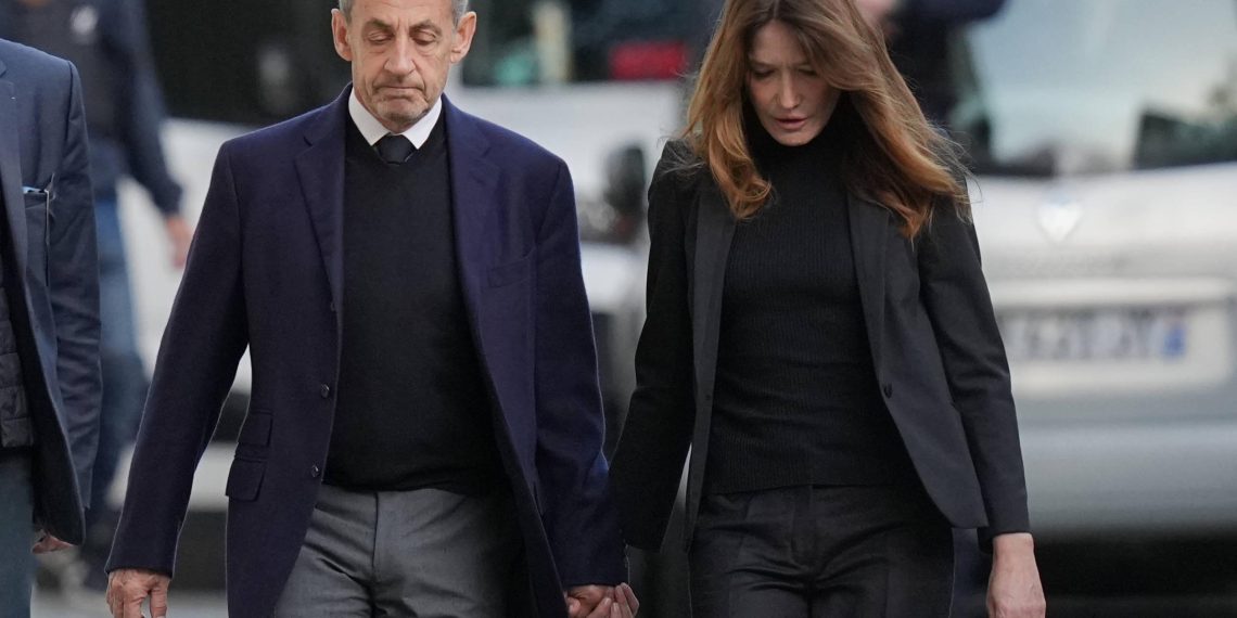 Nicolas Sarkozy contraint de reporter la visite de ses proches après l’opération de communication de députés LFI