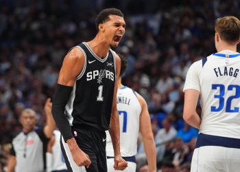 Basketball : Victor Wembanyama vainqueur étincelant à Dallas pour son retour en NBA