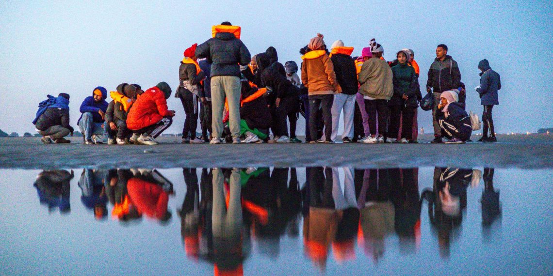 Nord : la police débordée par les migrants, de violents heurts éclatent